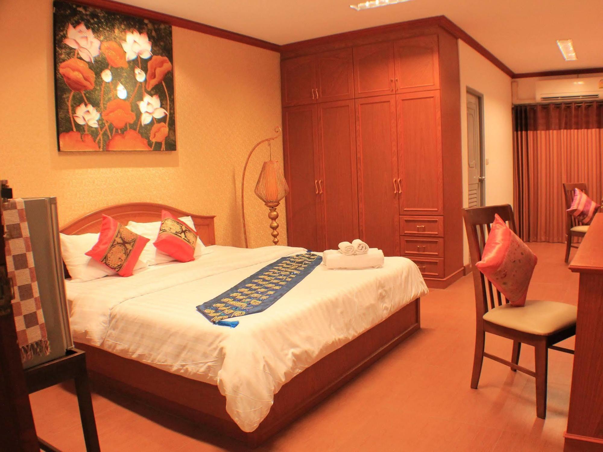 V Residence Hotel Чиангмай Экстерьер фото
